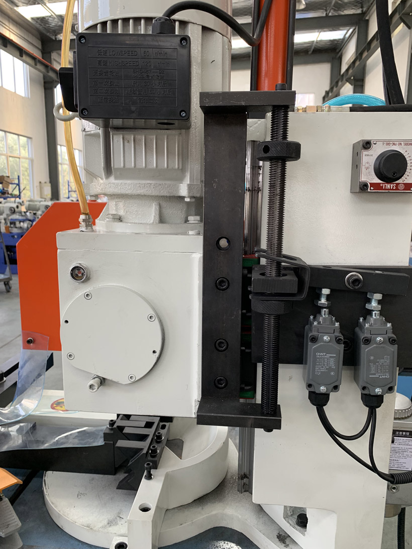 355全自动送料圆锯机