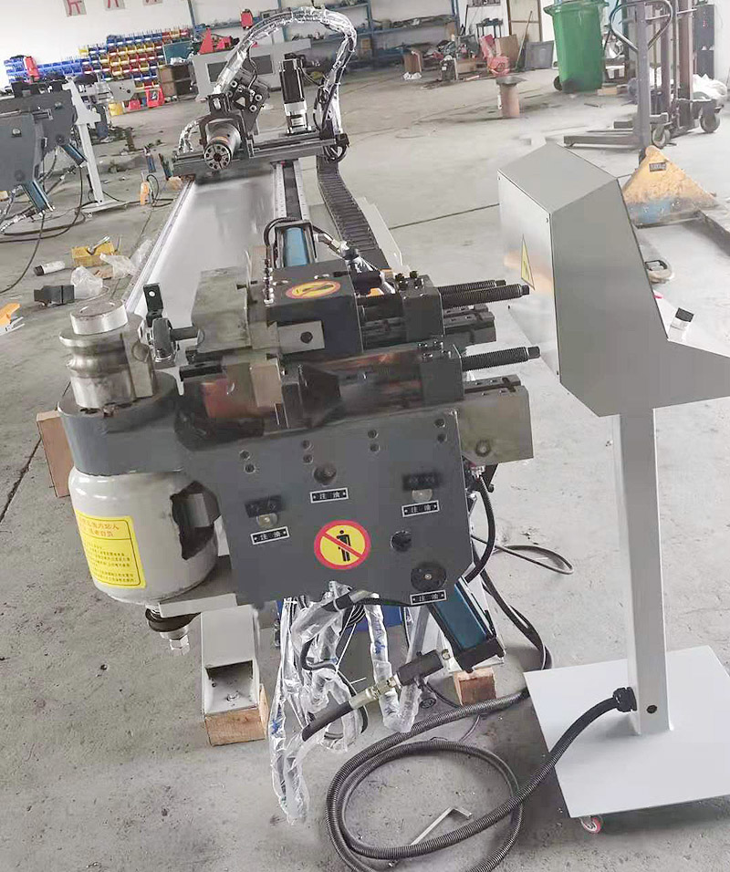 38全自动弯管机 38全自动弯管机